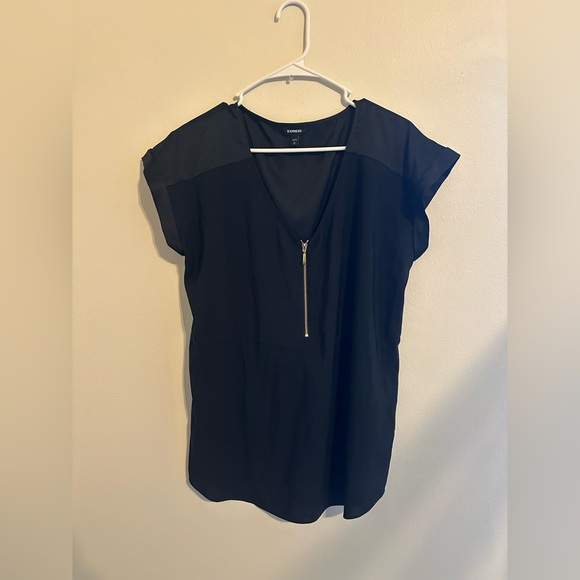 BLACK TOP - Picture 2 of 4